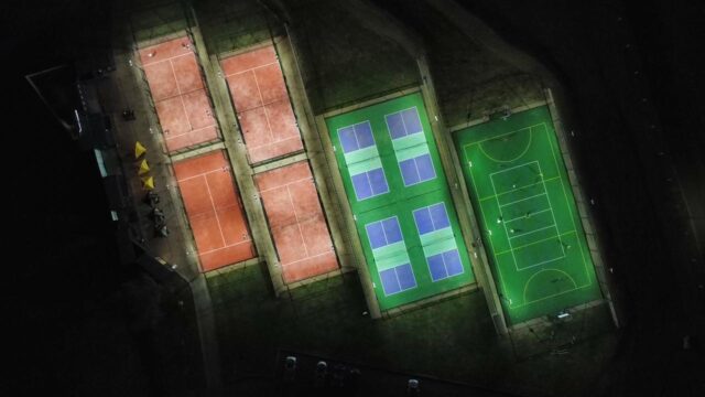 From early morning rallies to evening matches under the lights, the estate’s floodlit Padel courts are just another one of our favourites. 😍

Surrounded by a natural greenbelt and set within a secure environment, these world-class facilities make Eye of Africa just that much better. 🎾🏸

📲 Book your slot for this weekend on the Playtomic App
🔗 Or click https://playtomic.com/clubs/eye-of-africa 

#EyeOfAfrica #HealthAndRacquetClub #PadelSA #PickleballSA #UrbanTrend